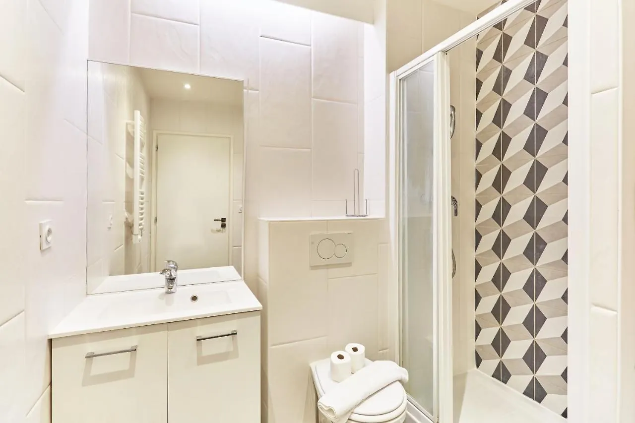 Apartment Passy Trocadero By Studio Prestige París Francia