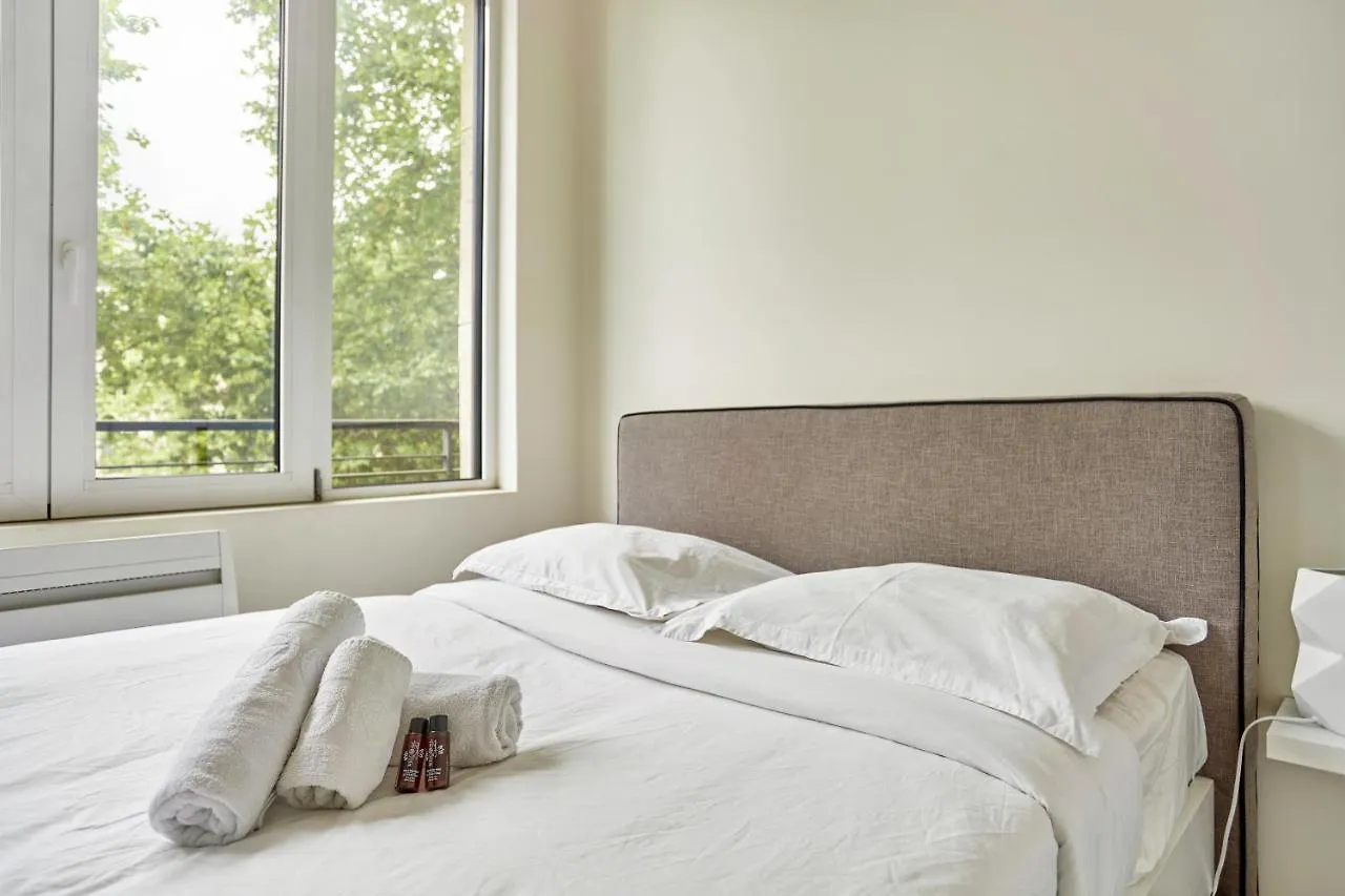 Apartment Passy Trocadero By Studio Prestige Paris Frankrike